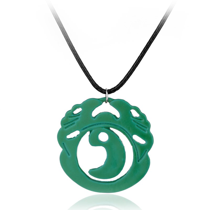 Retro Gaming Us - Collar con Colgante Verde de Lara