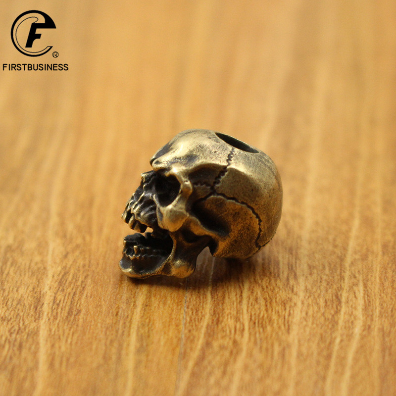 Estatua de calavera de latón,  - Retro Gaming Decor reseña y precio
