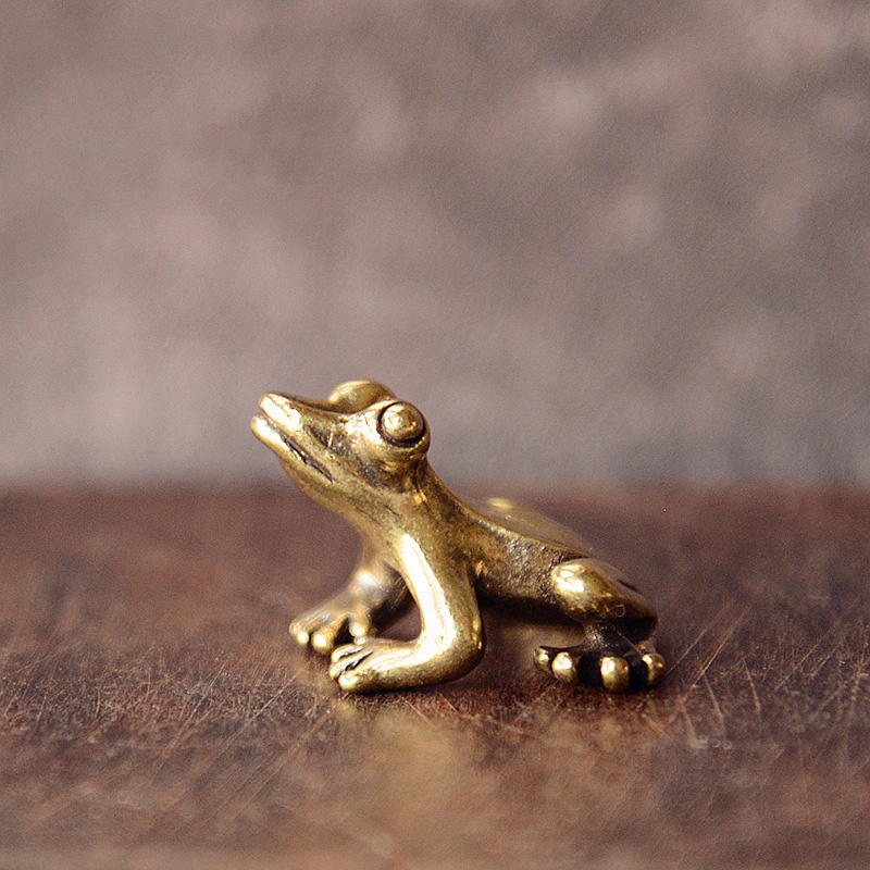 Figuritas de rana pequeñas y l - Retro Gaming Decor reseña y precio